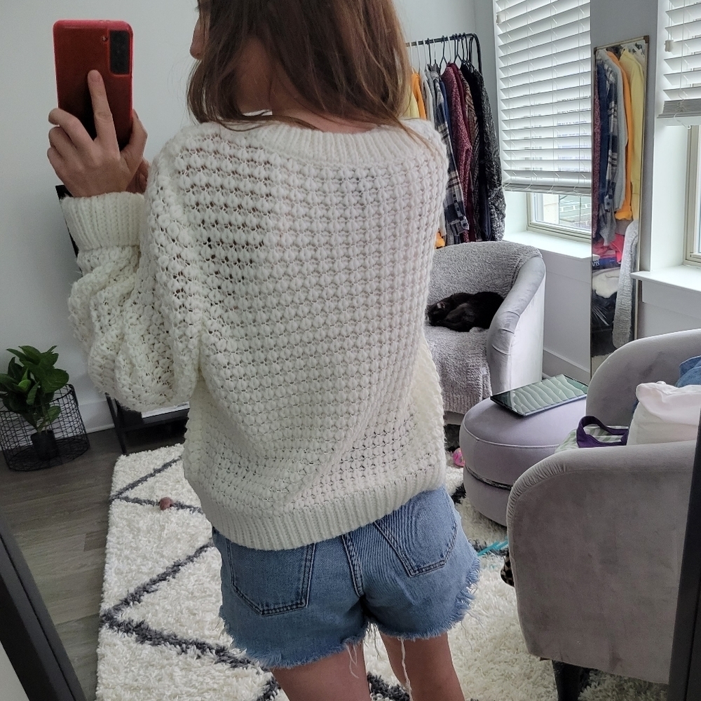 1. State crewneck sweater - Picture 2 of 8